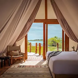 https://habitas-bacalar.quintano-roohotels.com